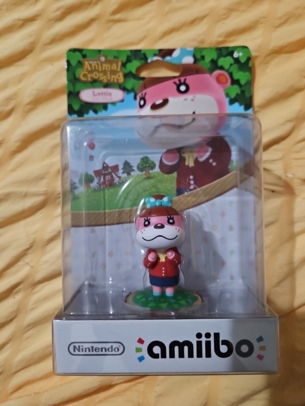 Nintendo amiibo Animal Crossing Lottie Figure - Pink, Blue Hat